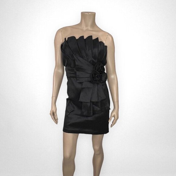 Romeo & Juliet Couture Dresses & Skirts - ROMEO & JULIET COUTURE Medium Strapless Back Mini Dress‎ Cocktail Party